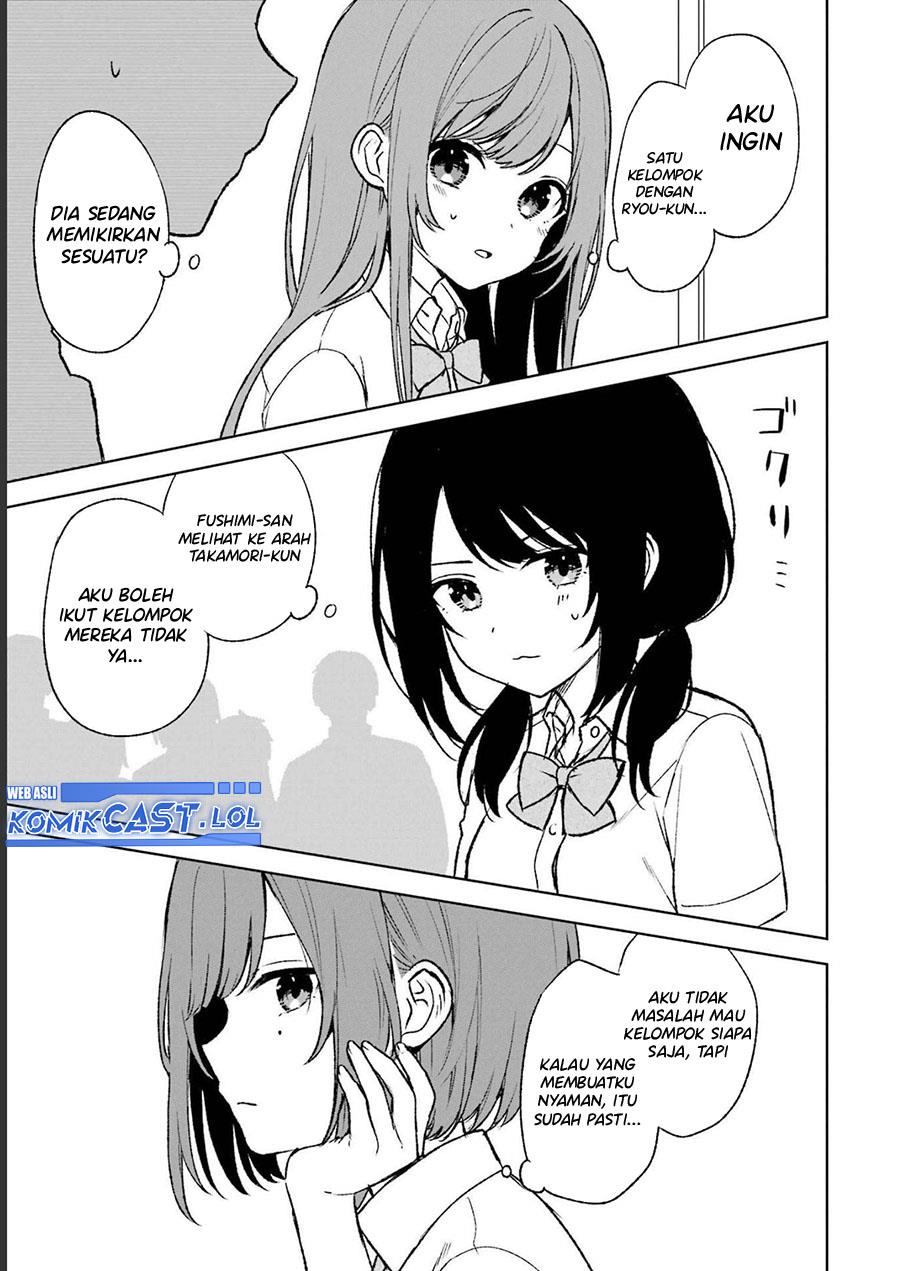 chikan-saresou-ni-natteiru-s-kyuu-bishoujo-wo-tasuketara-tonari-no-seki-no-osanajimi-datta - Chapter: 55