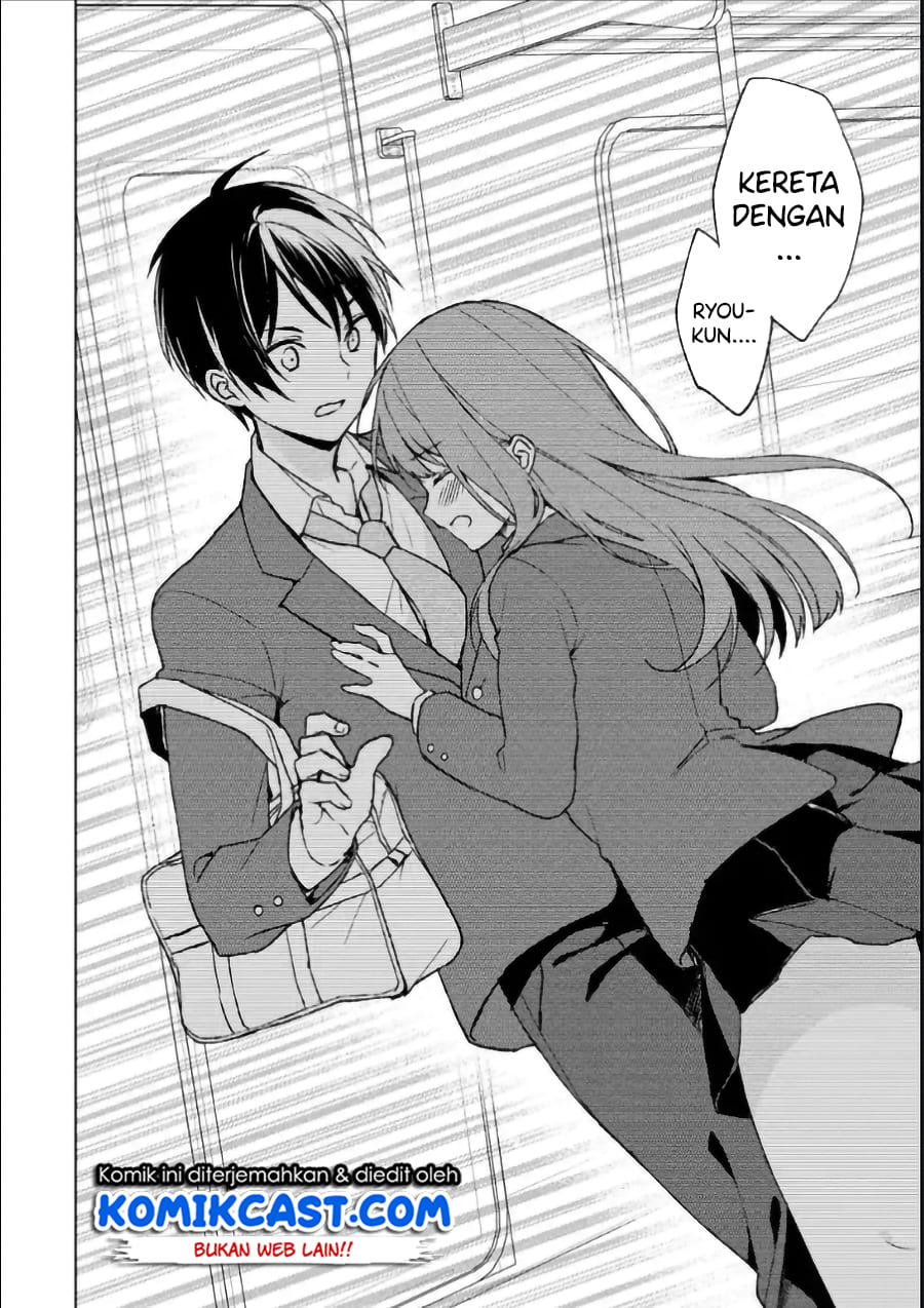 chikan-saresou-ni-natteiru-s-kyuu-bishoujo-wo-tasuketara-tonari-no-seki-no-osanajimi-datta - Chapter: 3